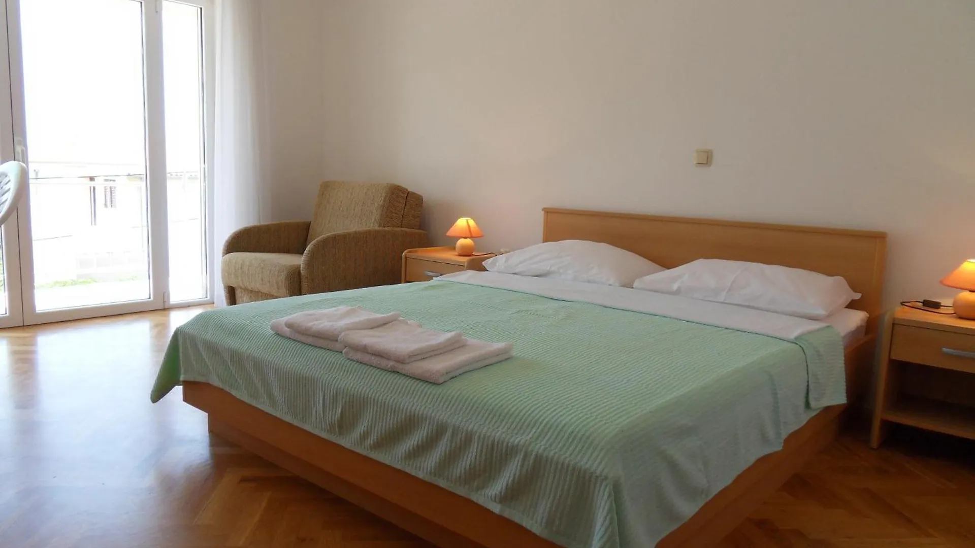 Apartments Petricevic Selce
