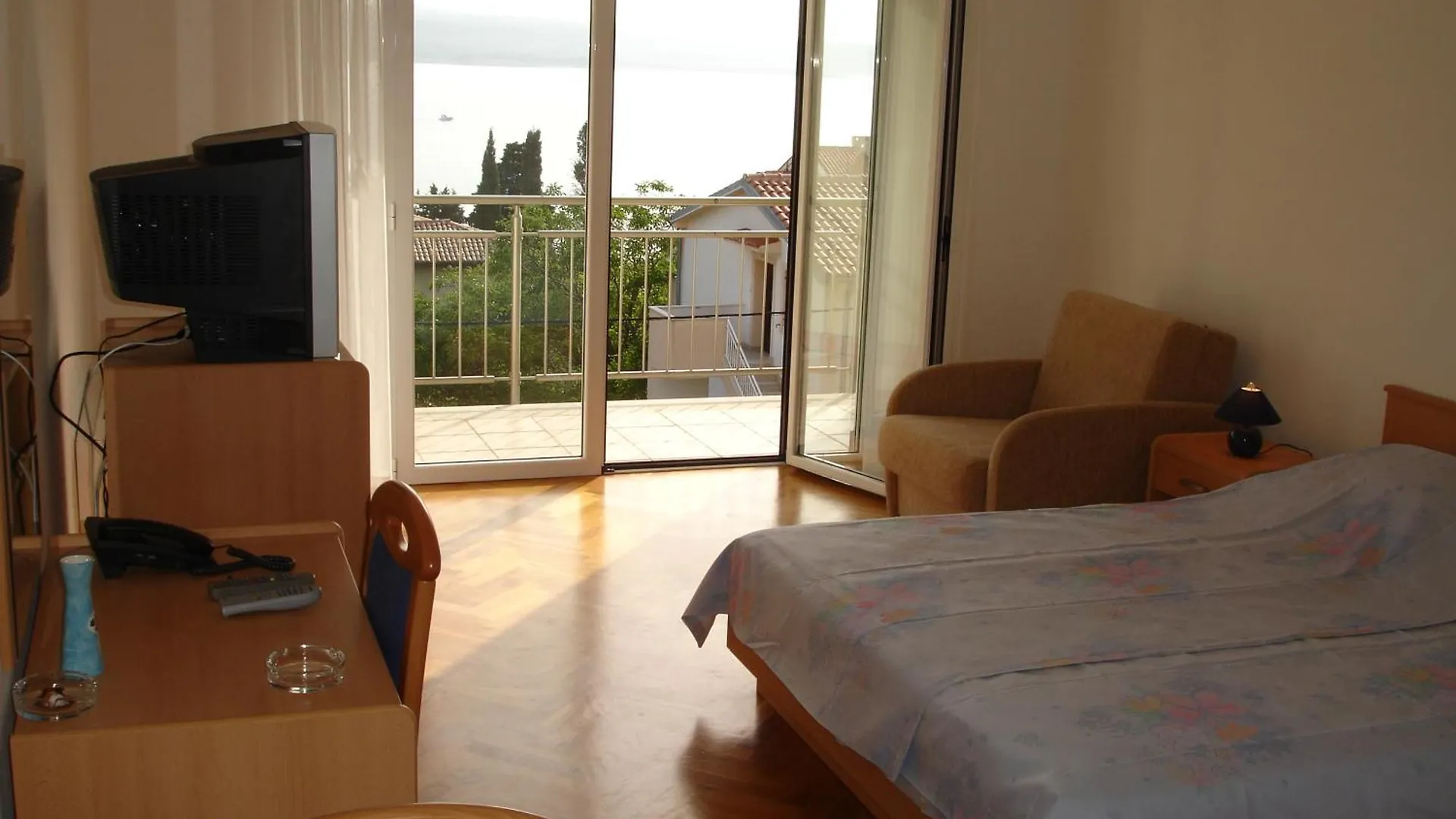 Apartments Petricevic Selce